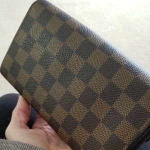 Louis Vuitton Wallet